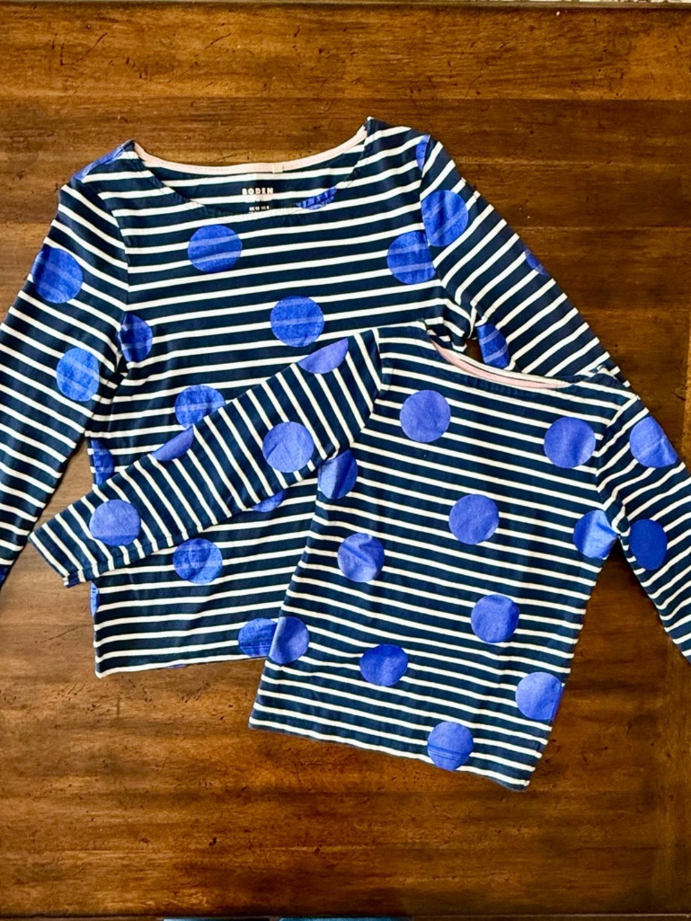 Mini Boden Mommy & Me Breton Sapphire Blue Foil Spot Tops Girl (8-9) Women’s (8)